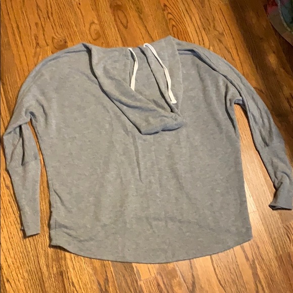 Lightweight pullover - Picture 2 of 3